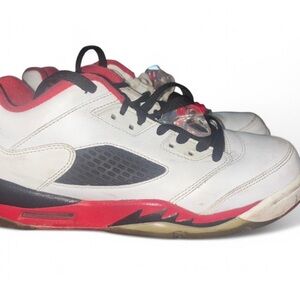 Jordan 5 Retro Low (Fire Red) - 7y 8.5w 7m